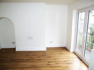 Dining area - click for photo gallery